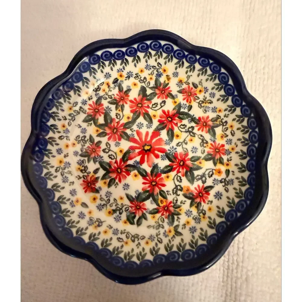 New Sister Wu Ceramic Tapas / Appetizer Dishes Set small scalloped plates